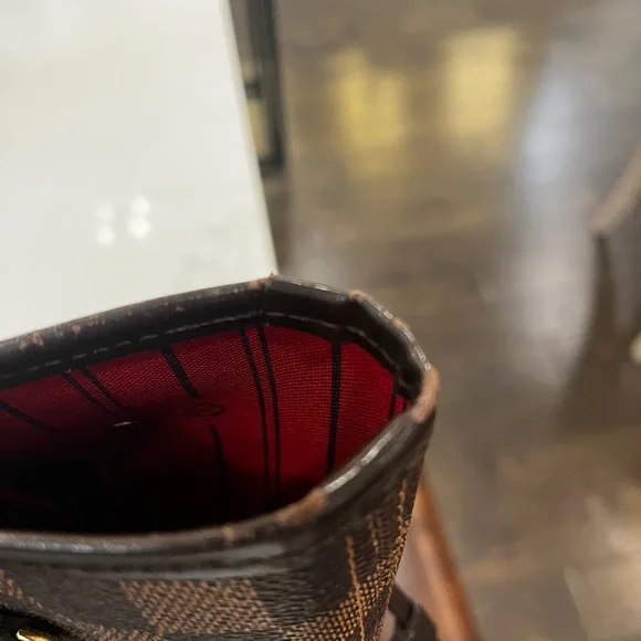 Louis Vuitton Neverfull MM - Picture 4 of 13